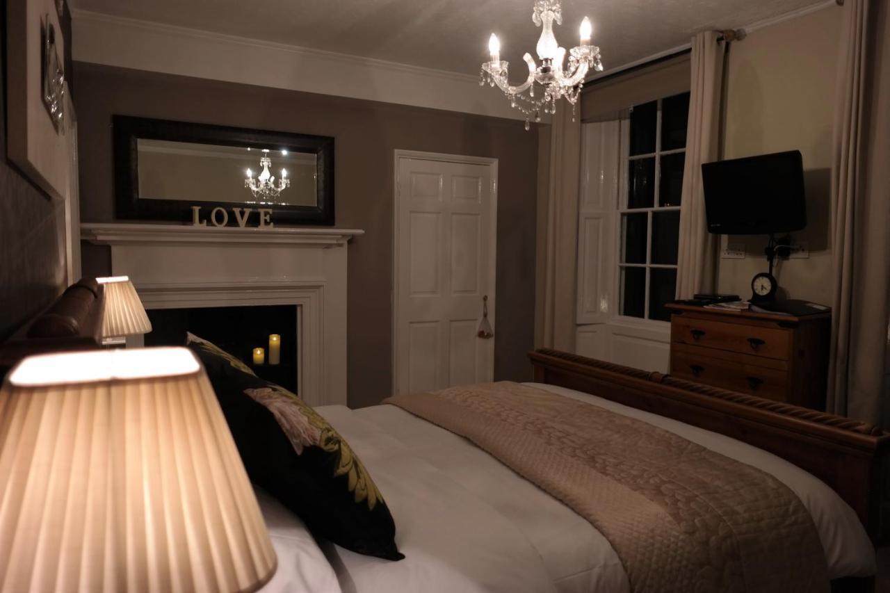 White Linen Whitby, Room Only エクステリア 写真