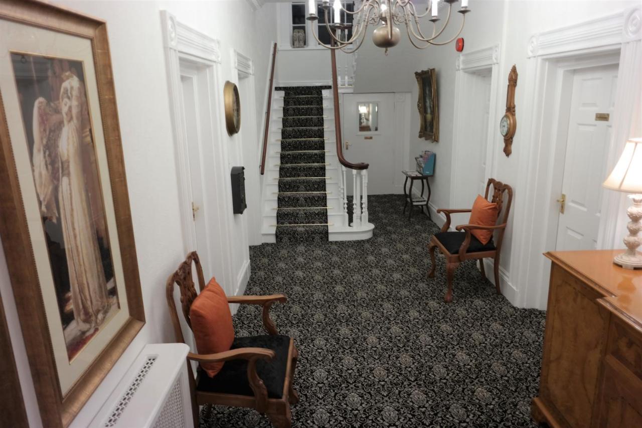 White Linen Whitby, Room Only エクステリア 写真